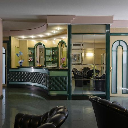 Hotel Motel Futura Paderno Dugnano Esterno foto