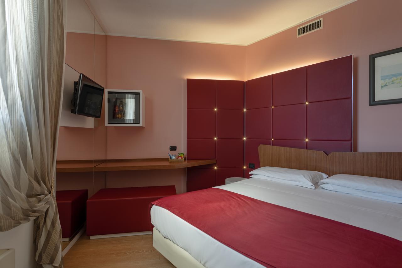 Hotel Motel Futura Paderno Dugnano Esterno foto